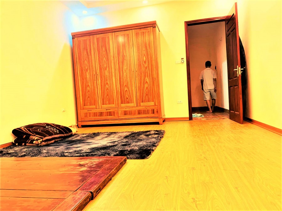 Bán nhà quận Hai Bà Trưng, 26m2 giá 2,2 tỷ, gần oto, ngõ thông, trung tâm