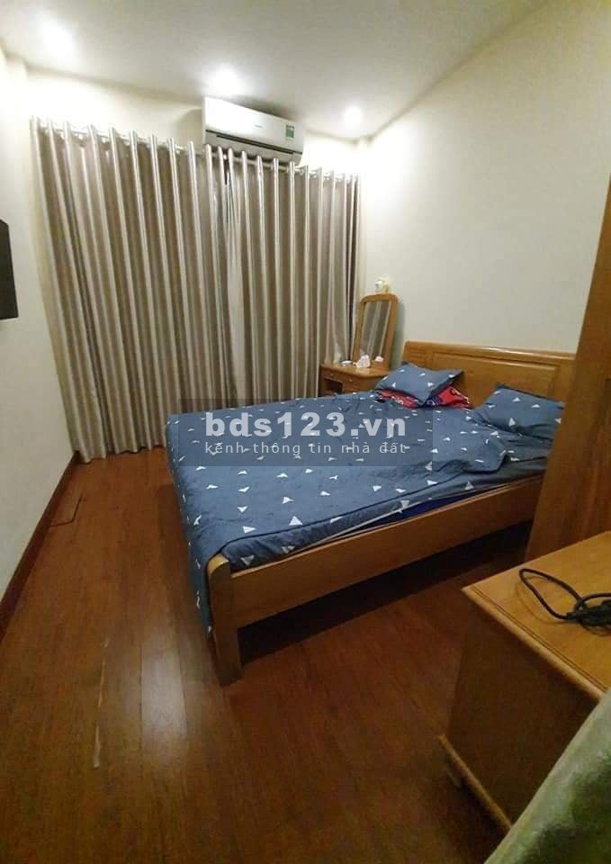 NGÕ RỘNG HƠN PHỐ Ô TÔ ĐỖ CỔNG DOANH THU KHỦNG