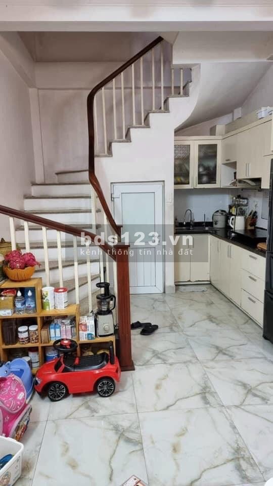 LÔ GÓC-Ô TÔ TRÁNH CÁCH NHÀ 15M-NHÀ ĐẸP Ở NGAY- GIÁ CHỈ 2.85 TỶ-5T
