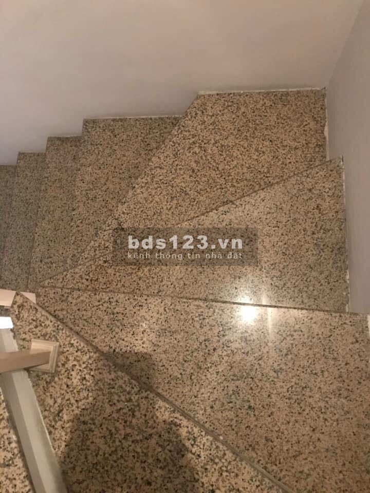 LÔ GÓC-Ô TÔ TRÁNH CÁCH NHÀ 15M-NHÀ ĐẸP Ở NGAY- GIÁ CHỈ 2.85 TỶ-5T