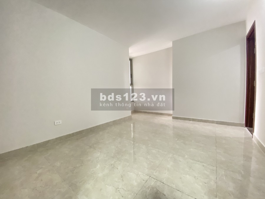 Chung cư IA20 Ciputra, CH 02PN 92m2, tầng trung, đã có sổ đỏ giá 2,3 tỷ.