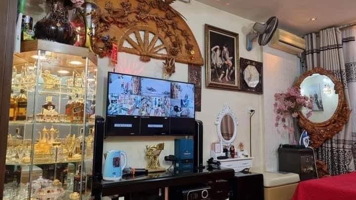 Chính chủ cần bán nhà 35m2 x 4 tầng khu phố Thái hà giá 3,8 TỶ
