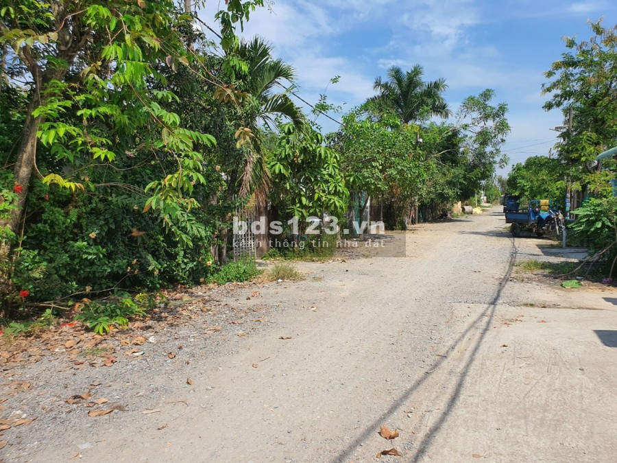 Bán đất đường xuân thới sơn 12 ngay cầu lớn huyện Hóc môn