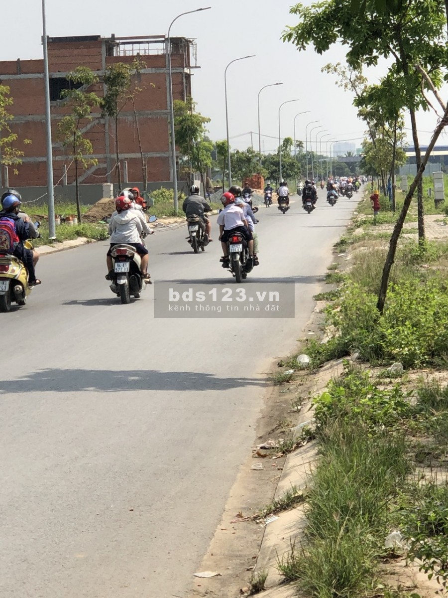 Bán lô 10x26m đường Tỉnh lộ 10, dân đông, thích hợp xây trọ, gần KCN Pouyuen 2, tiện xây trọ hoặc kho
