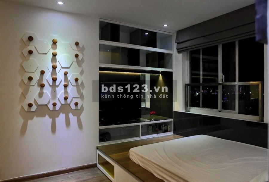 Căn hộ Central Plaza cho thuê căn 2PN, tầng cao, thông thoáng, Giá chỉ 10Tr