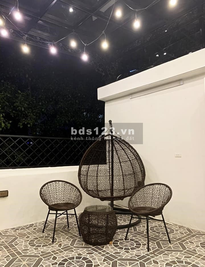 Bán nhà Hồng Tiến 66m2 Ô tô vào nhà Chỉ hơn 5 tỷ