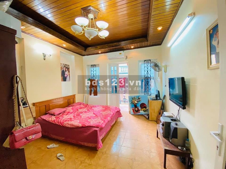 BÁN GẤP NHÀ NGÕ 198 XÃ ĐÀN 48M2 X 4T, NGÕ THÔNG, AN NINH TỐT, GIÁ 4.2 TỶ.
