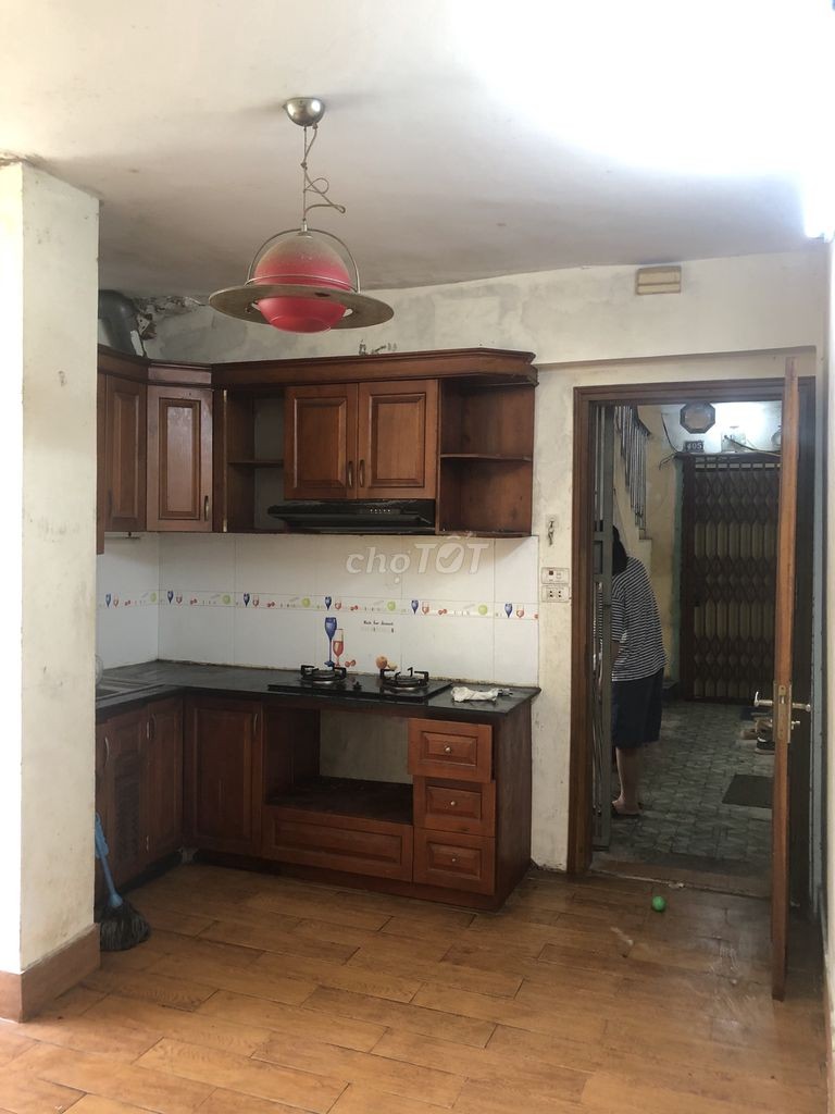 Cho thuê căn hộ 60 m2 Tập thể C4 Nam Đồng, Quận Đống Đa, Hà Nội