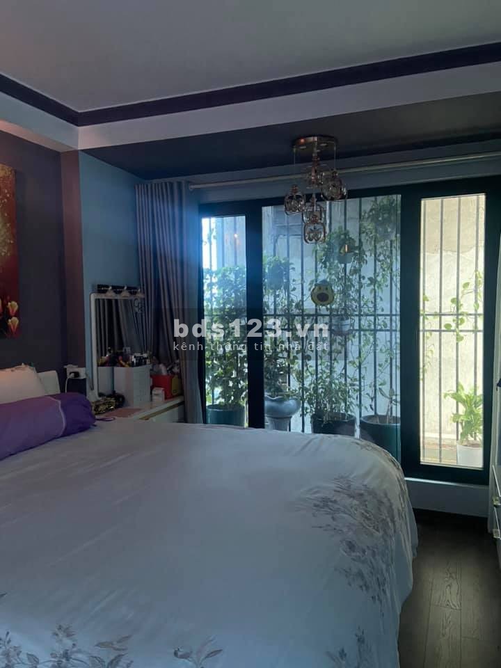 Bán Nhà Phố Đại Mỗ, 46m², Lô Góc, Ô tô Đỗ Cổng, giá 2 tỷ 63 Lh 0902083139