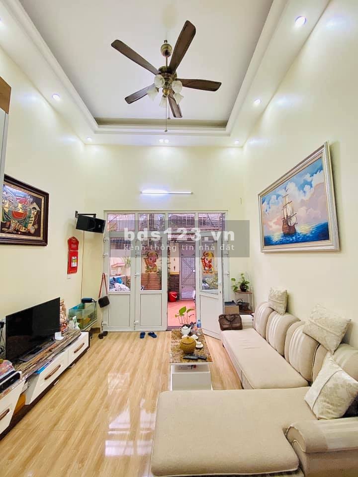 BÁN GẤP NHÀ NGÕ 198 XÃ ĐÀN 48M2 X 4T, NGÕ THÔNG, AN NINH TỐT, GIÁ 4.2 TỶ.