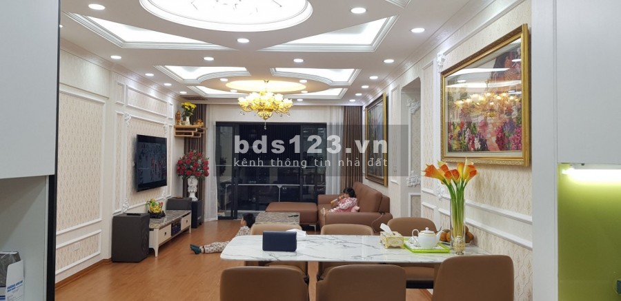 Cần bán căn hộ Vinhomes West Point 112,2m2 thiết kế 3PN, 2WC giá 5,7 tỷ liên hệ 0986.128.415