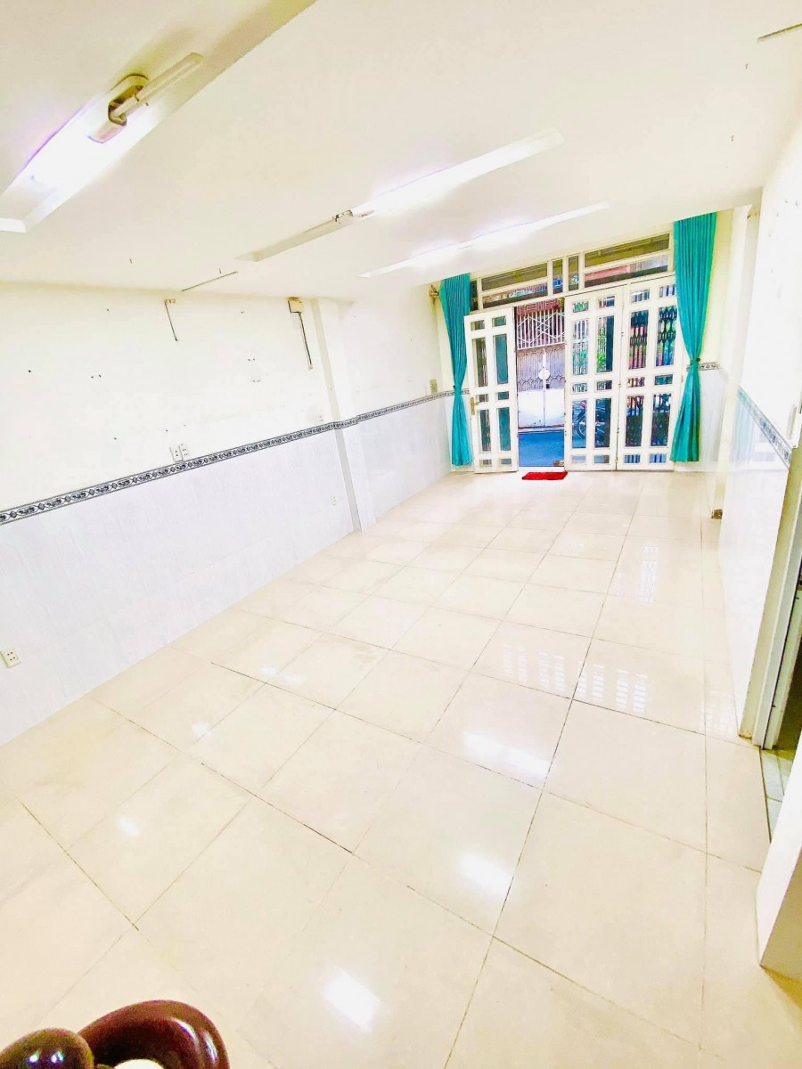 Nhà 2 sẹt hẻm 6m oto, chính chủ, cách đường Vườn Lài 30m, Tân Phú, 5,2 tỷ (TL)