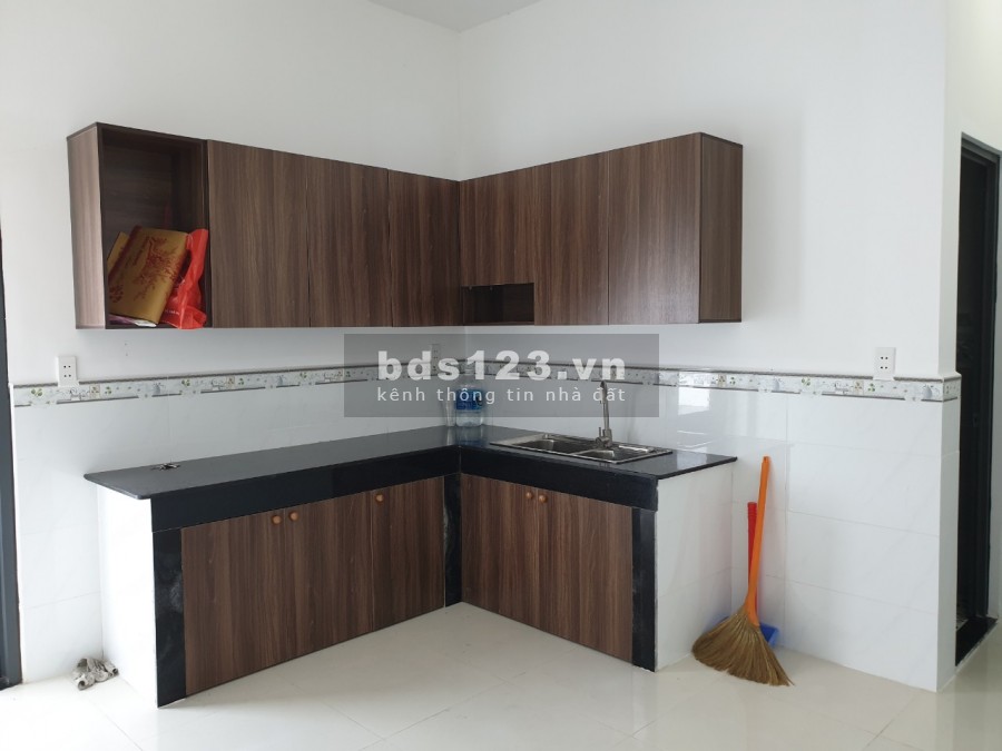 Nhà đẹp giá thật 5x20m2 chính chủ giá chỉ 2 tỷ
