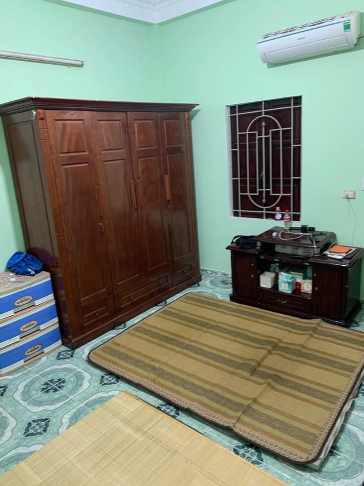 Bán nhà ngõ 379 Đội Cấn, 34m, 2.1 tỷ, cách đường ô tô tránh 10m, lô góc. Liên hệ ngay 0917890111