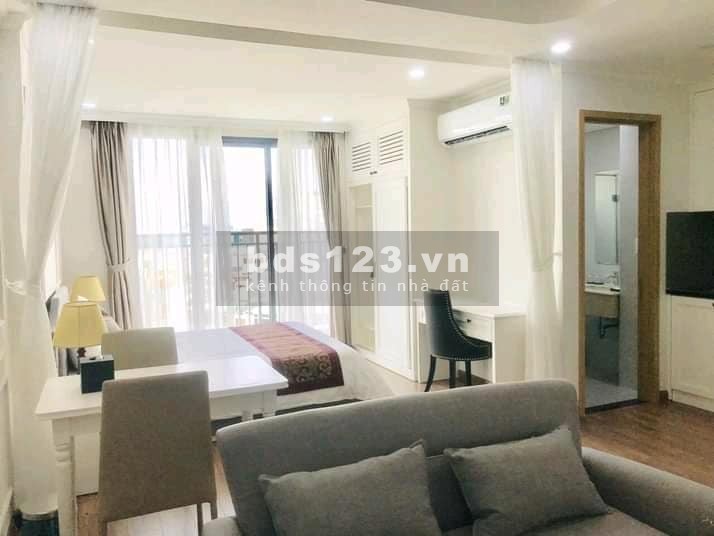 Cả Gia Đình Định Cư Úc Bán Gấp Nhà Trần Bình Trọng Quận 5 Diện Tích 28m2 Chỉ 5.9 tỷ