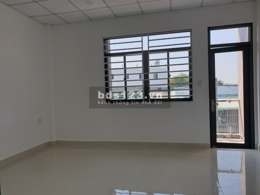 Nhà đẹp giá thật 5x20m2 chính chủ giá chỉ 2 tỷ
