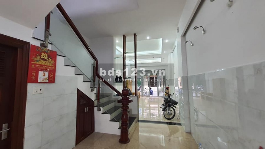 Nhà HOT nhất Quận 10 4 tầng 4PN HXH đường Thành Thái Giá 9 tỷ