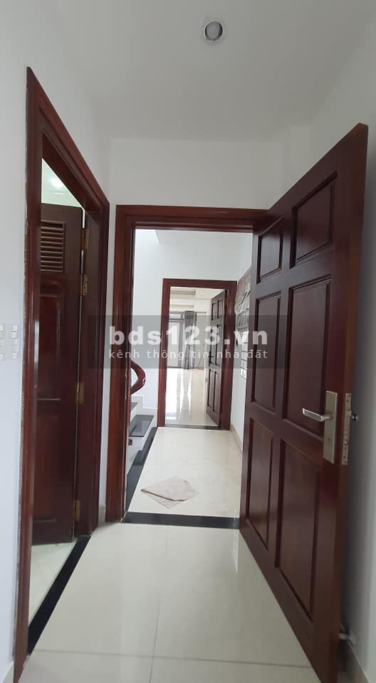 Nhà HOT nhất Quận 10 4 tầng 4PN HXH đường Thành Thái Giá 9 tỷ