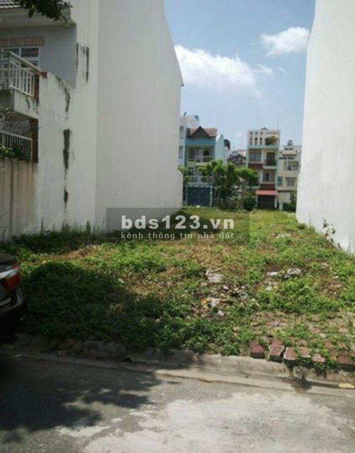 TÔI CHÍNH CHỦ CẦN BÁN ĐẤT GẤP ĐẤT NẰM NGAY NGÃ TƯ ĐƯỜNG BA SA TỈNH LỘ 2 THUỘC XÃ TRUNG LẬP HẠ