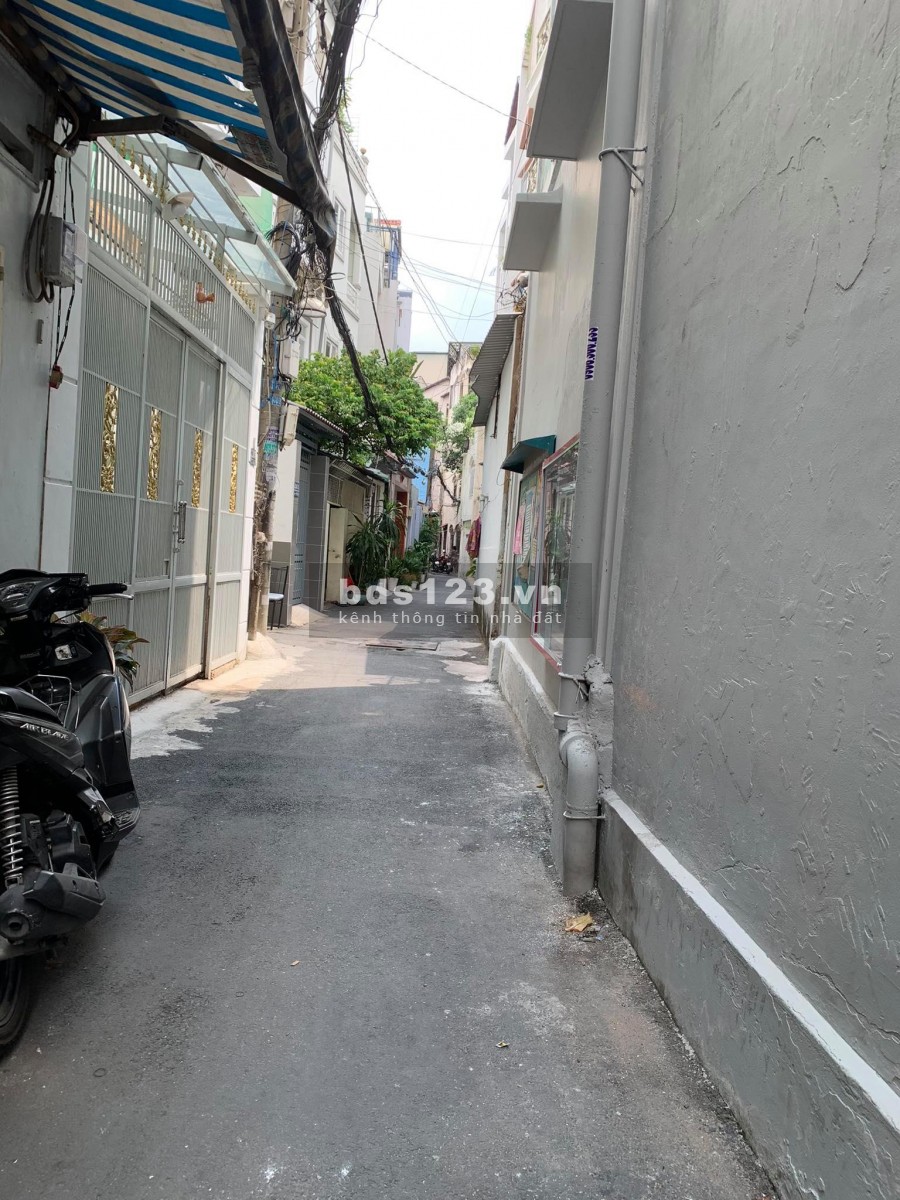Cho thuê NHÀ NGUYÊN CĂN, đường Phan Xích Long P.3 Q.Phú Nhuận