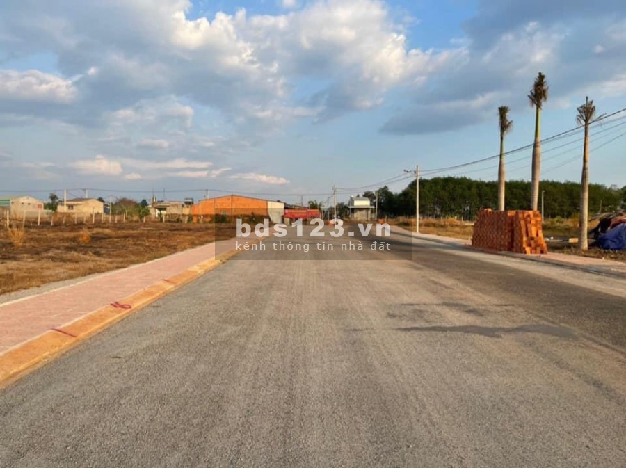 Đất nền đầu tư Nguồn F0 hỗ trợ trả góp trong 12 tháng không lãi suất, đất mặt tiền đường nhựa 28m ngay KCN Becamex Đồng Phú