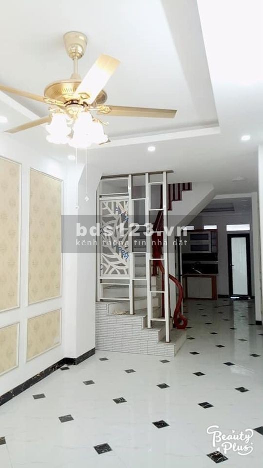 BÁN NHÀ LĨNH NAM 48m2 x 4 TẦNG 3.3 TỶ