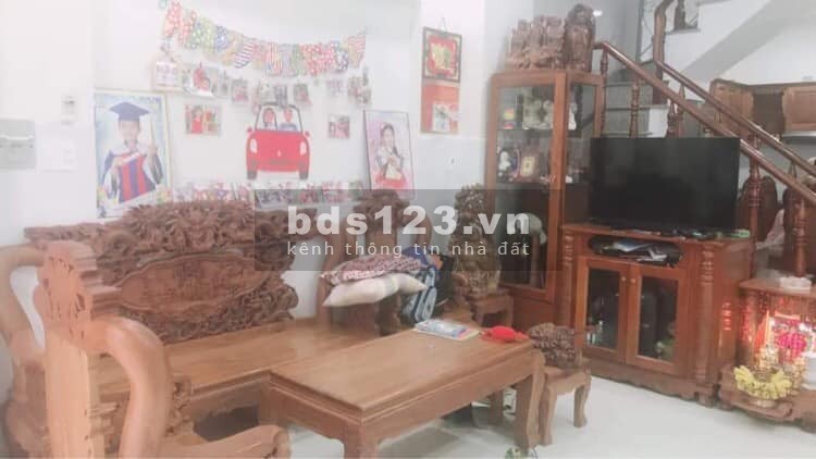 Bán nhà 5 tầng 40m2 Quận 4 giá 4 tỷ 6