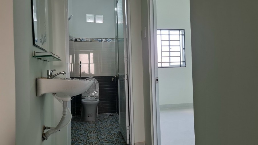 BÁN NHÀ ĐẸP SANG CHẢNH NẰM NGAY MẶT TIỀN 835B, SỔ RIÊNG, LIỀN KỀ THE SOL CITY, GIÁ 1,5 TỶ
