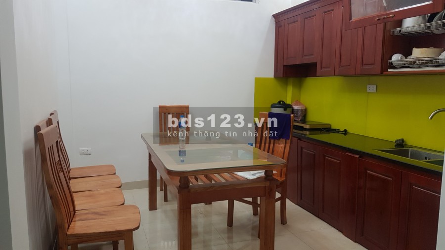 Chính chủ bán nhà đường Trịnh Văn Bô, DT 50,4m - 4,5 tầng, ô tô vào, giá 3,1 tỷ. 0325027988