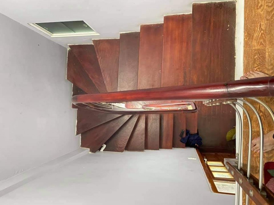 Hiếm nhà xinh, TT Đống Đa, Trần Quý Cáp, oto cách 15m, dt 25m2, 4 tầng chỉ 2.3 tỷ