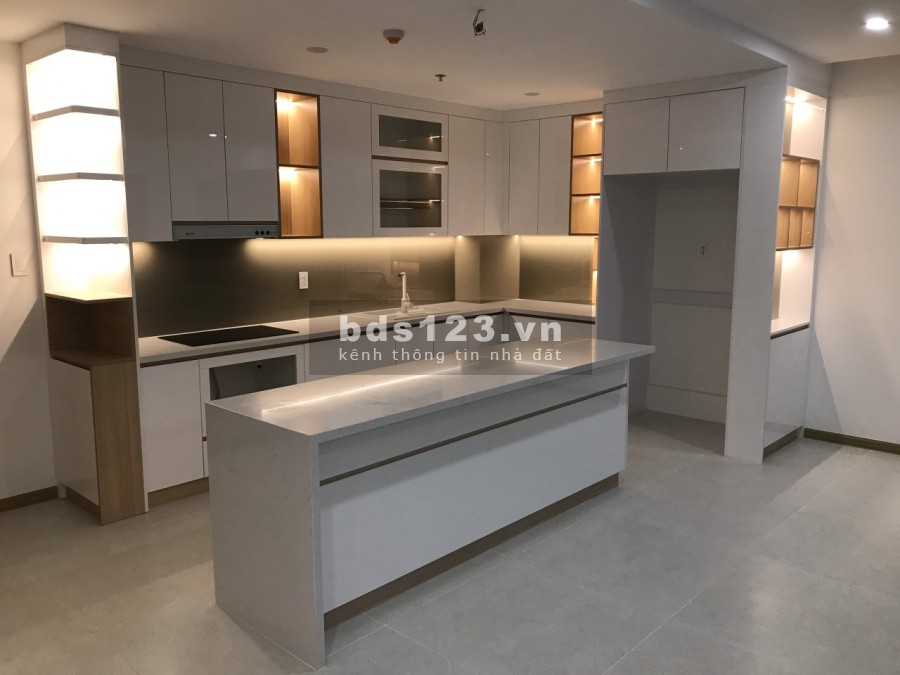 Cần bán căn hộ tại New City view cực đẹp tầng cao