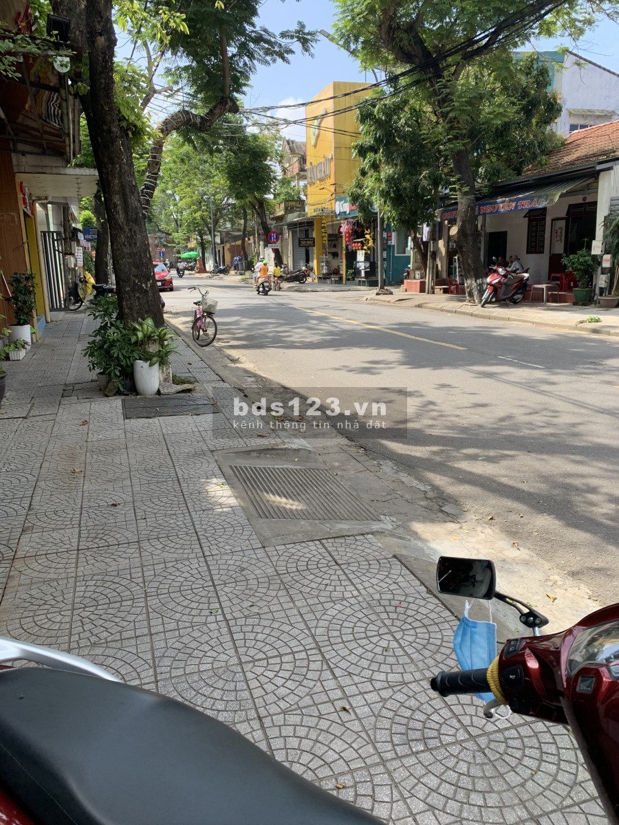 MẶT TIỀN ĐƯỜNG NGUYỄN TRÃI DUY NHẤT MỘT CĂN LỜI NGAY LÚC CỌC