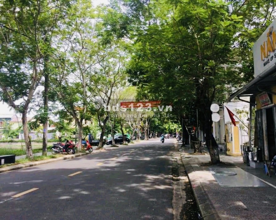 MẶT TIỀN ĐƯỜNG NGUYỄN TRÃI DUY NHẤT MỘT CĂN LỜI NGAY LÚC CỌC