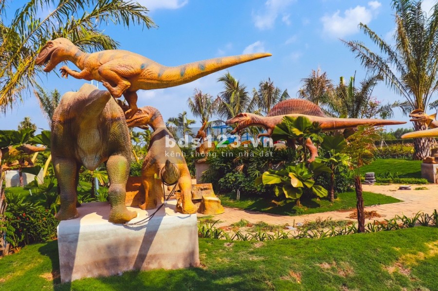 Biệt thự nghỉ dưỡng nằm trong sân golf duy nhất phía Tây Sài Gòn