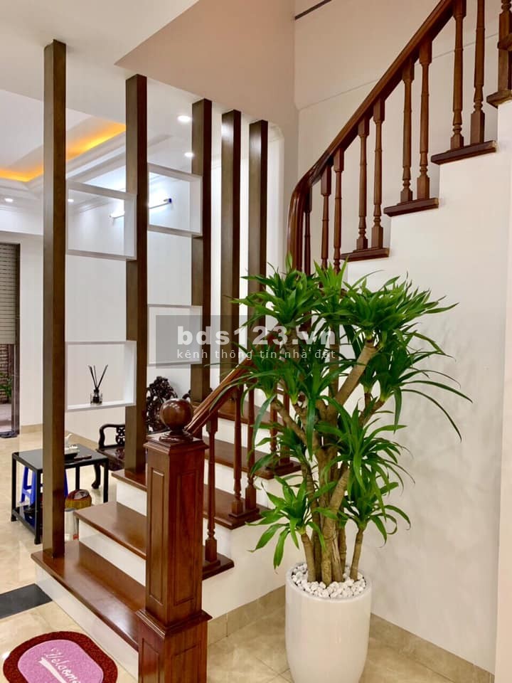 NHÀ ĐƯỜNG LÁNG 60M2 5.3 TỶ LÔ GÓC SIÊU THOÁNG