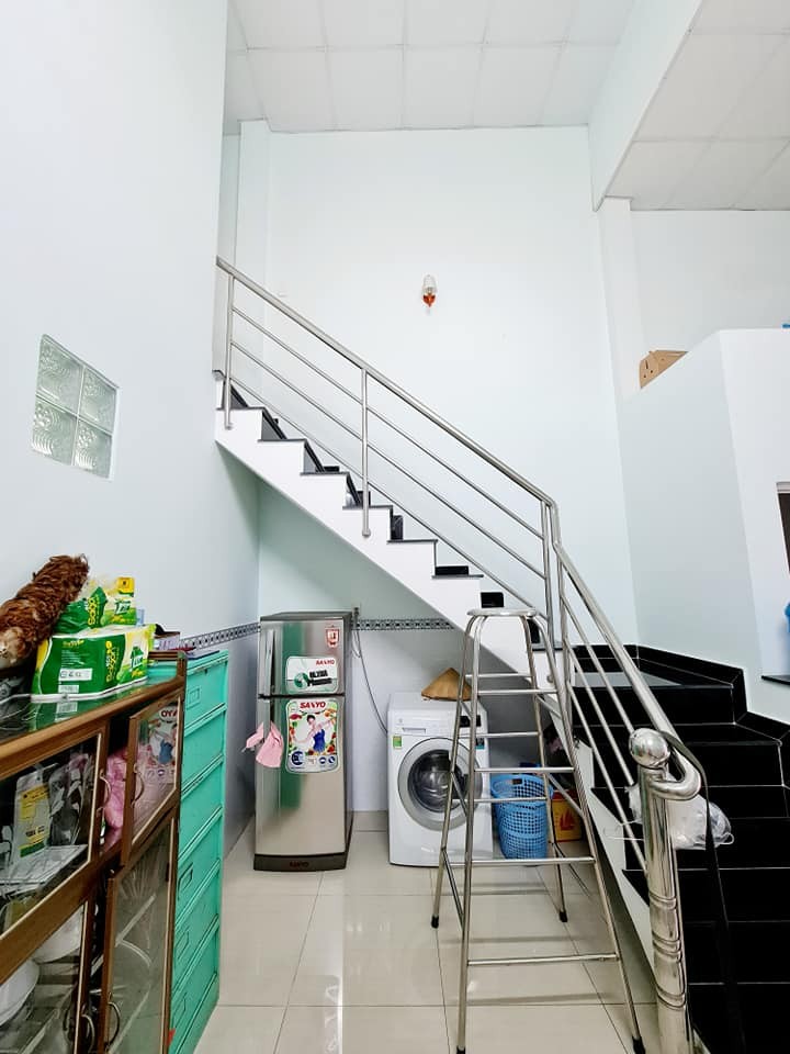 Bán Nhà 793/28 Trần Xuân Soạn,Quận 7, HXH, dt 70m2, Gía 4,8 tỷ