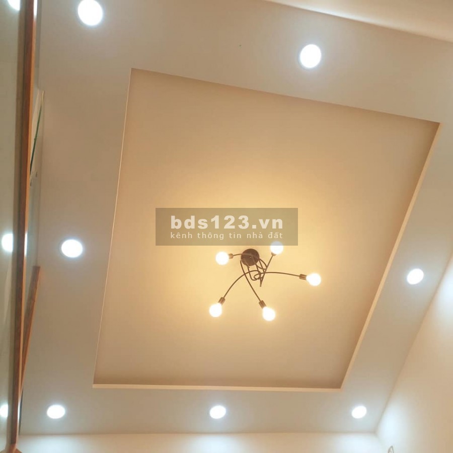 Bán nhà 3 tầng TÔ HIẾN THÀNH Quận 10 4PN dt 58m2 chỉ 6 tỷ 3