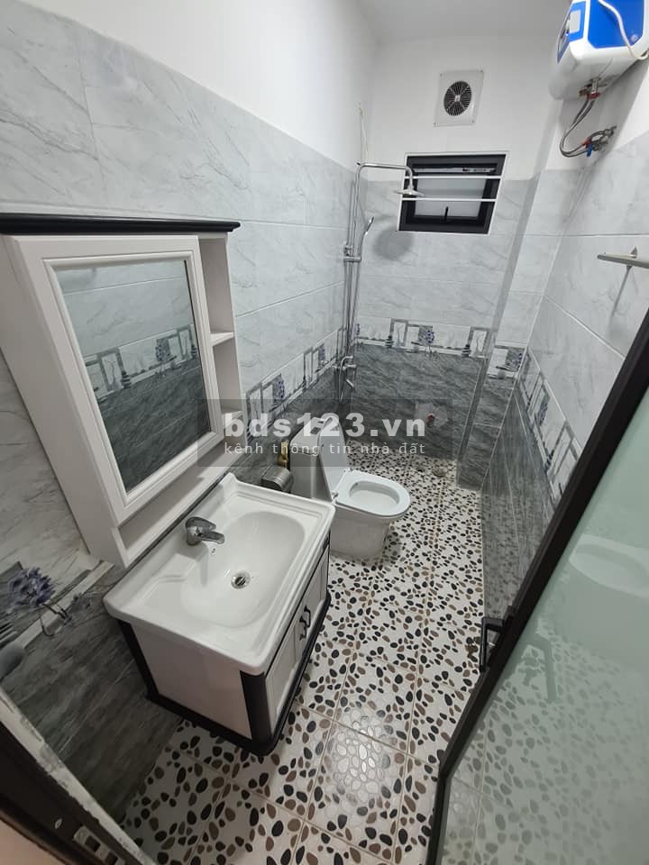 Bán nhà!!!Xuân Đỉnh, chỉ 3.3 tỷ có nhà đẹp 5T MT 3.3m ở ngay
