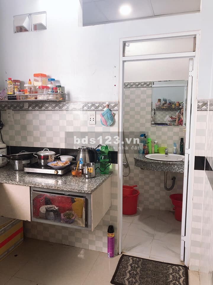 Bán nhà 1 hầm 5 lầu đúc thật, dt 190m2, măt tiền 6m, Tân Bình, giá 30 tỷ