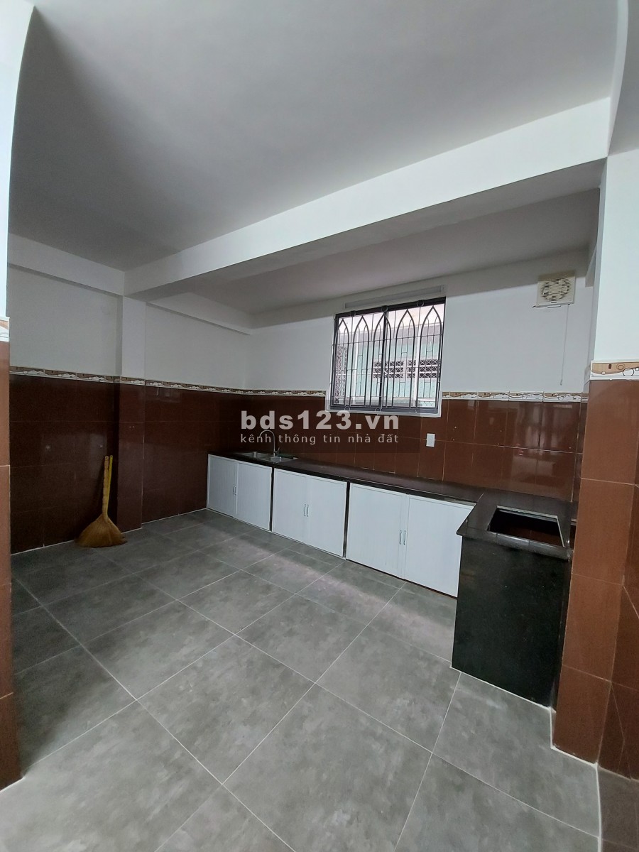 HXH- 4 tầng hàng hiếm Khai Trí, Phường 6 Tân Bình giá 7 tỷ.