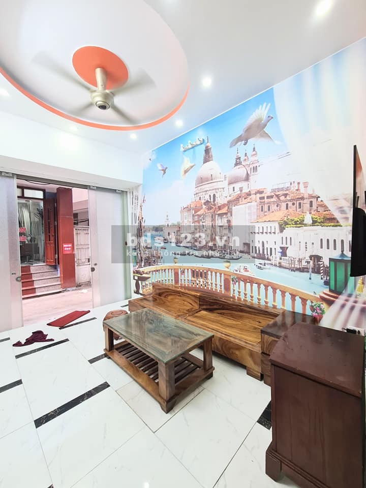 Cần Bán Nhà Đẹp dã man Tam Trinh
