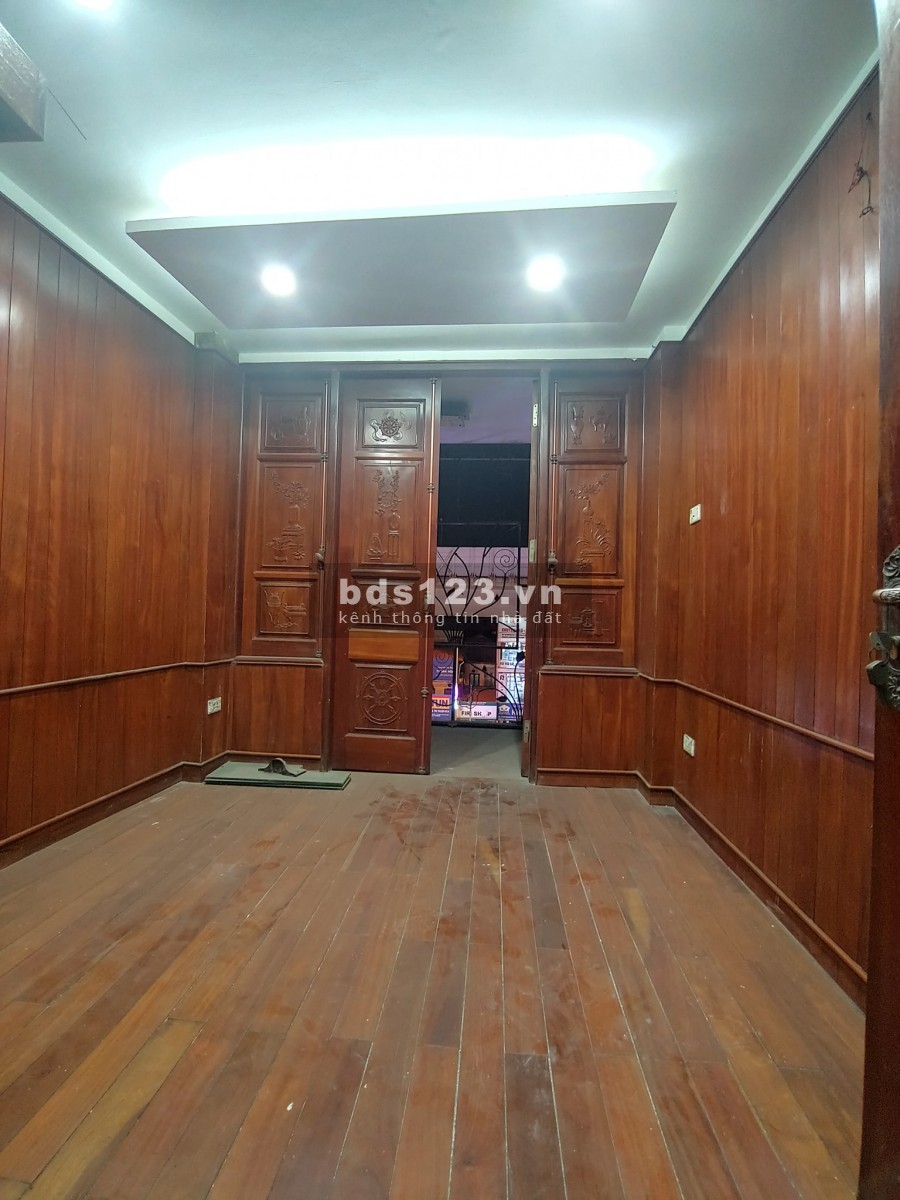 Bán nhà mặt phố Nguyễn Trãi, quận Thanh Xuân, kinh doanh tốt, 7 tầng chỉ hơn 5 tỷ