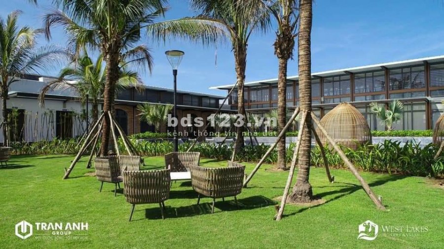 Biệt thự nghỉ dưỡng nằm trong sân golf duy nhất phía Tây Sài Gòn