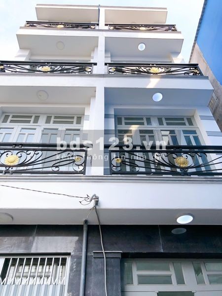 CHÍNH CHỦ BÁN NHÀ HẺM XE HƠI ĐỖ CỬA NHÀ MỚI SIÊU THOÁNG VUÔNG VỨC CHỈ 3.15 TỶ