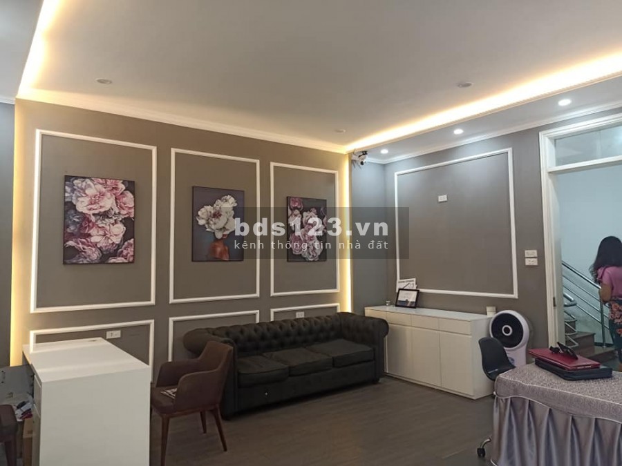 Bán nhà mới đẹp ở ngay Tứ Hiệp, Thanh Trì 50m, 4T, Mt 4m, nhỉnh 2 tỷ