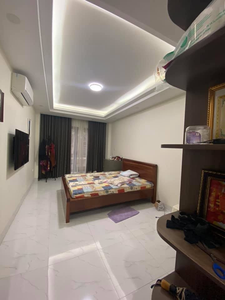 Bán nhà phân lô Hàm Nghi, 40m x 6T, ô tô , kinh doanh văn phòng, 5.3 tỷ