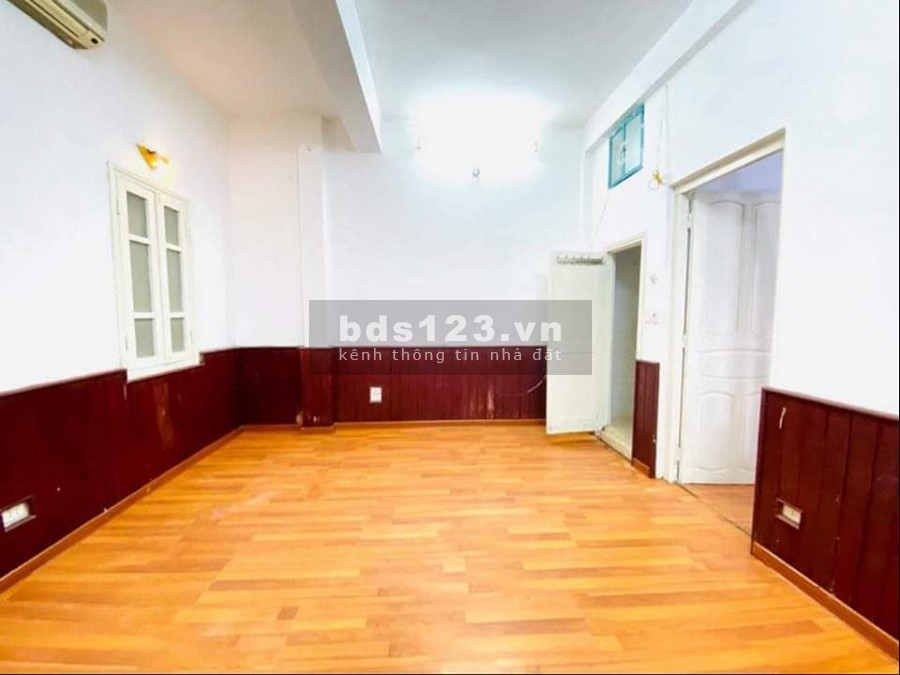 Bán gấp nhà riêng phố Hoàng Văn Thái gần 60m2 giá nhỉnh 5 tỷ để giải quyết vấn đề tài chính