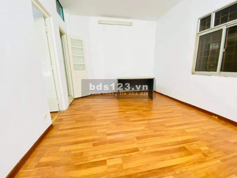Bán gấp nhà riêng phố Hoàng Văn Thái gần 60m2 giá nhỉnh 5 tỷ để giải quyết vấn đề tài chính