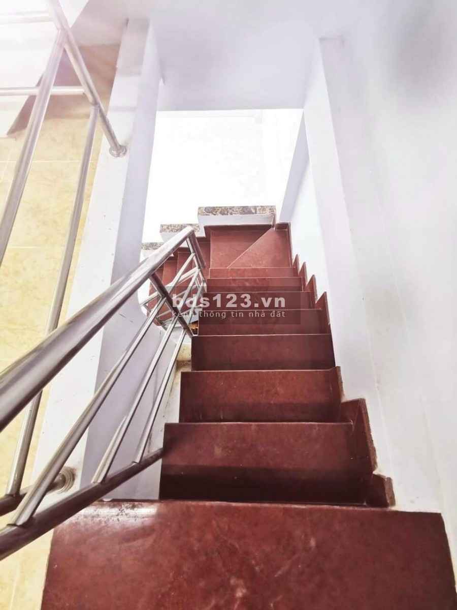 Bán nhà hẻm xe hơi đường Nguyễn Văn Đậu, ngang 6m, 30 m2, 3 tầng, chỉ 3 tỷ 6