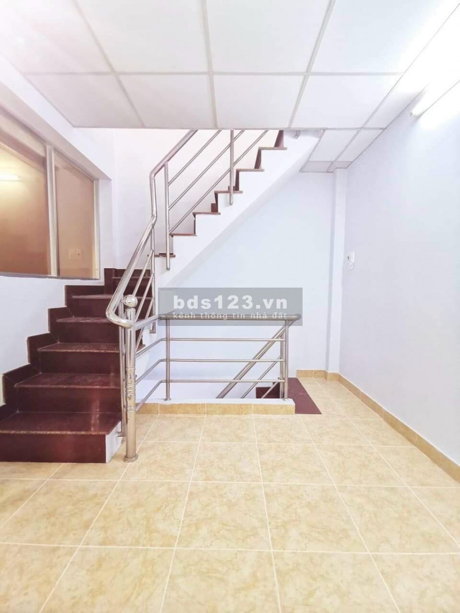 Bán nhà hẻm xe hơi đường Nguyễn Văn Đậu, ngang 6m, 30 m2, 3 tầng, chỉ 3 tỷ 6